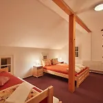 Flora Konukevi Janske Lazne